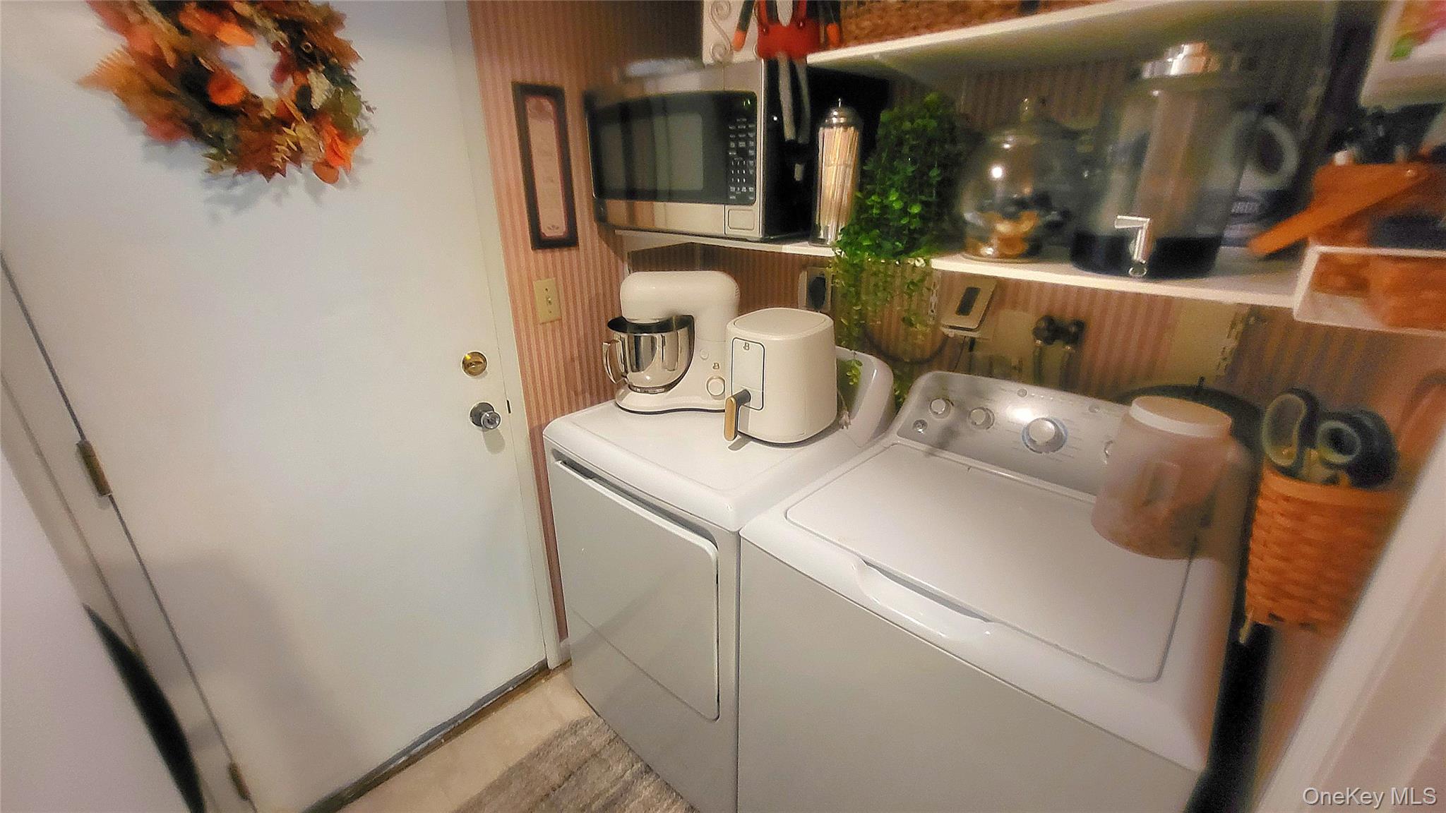 33 Amber Court Property Photo 26