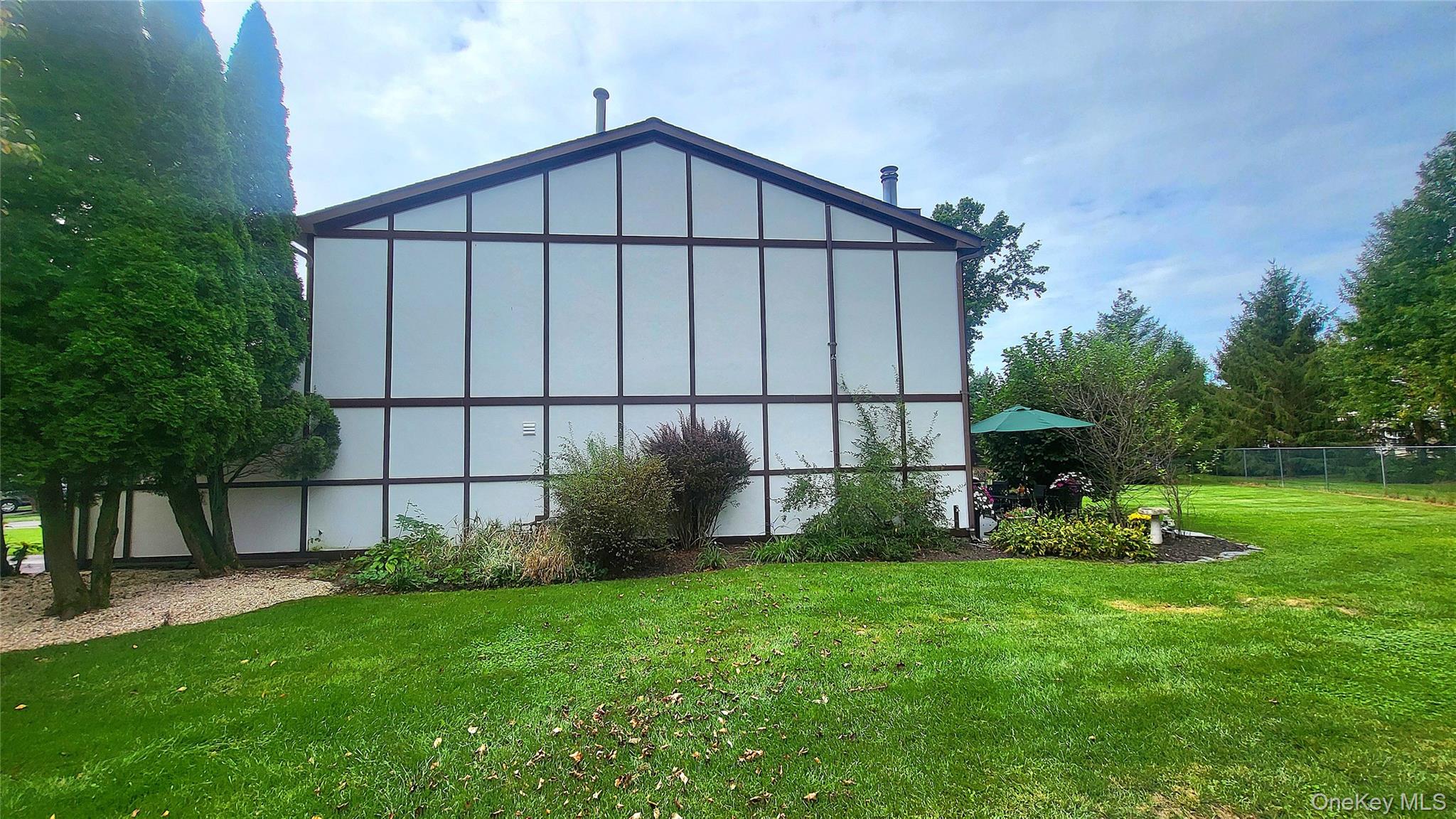 33 Amber Court Property Photo 29