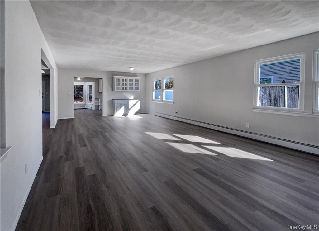 11 Frost Valley Drive Property Photo 3