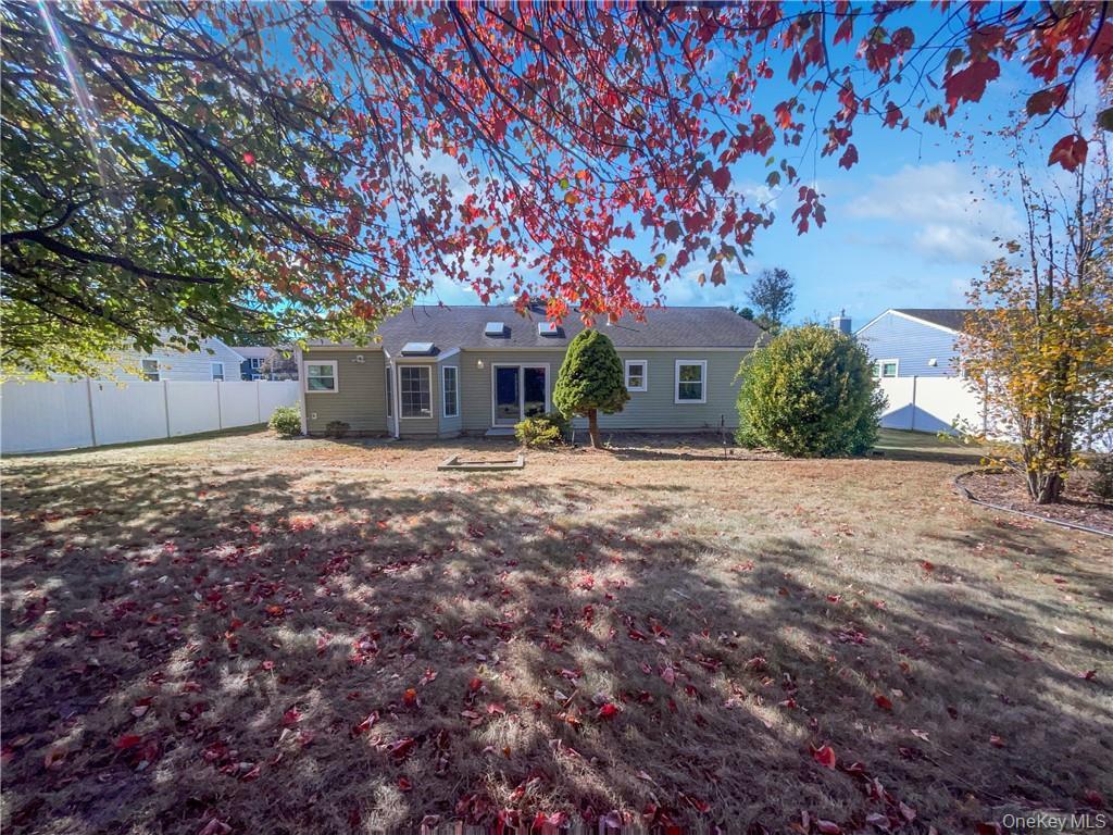11 Frost Valley Drive Property Photo 9
