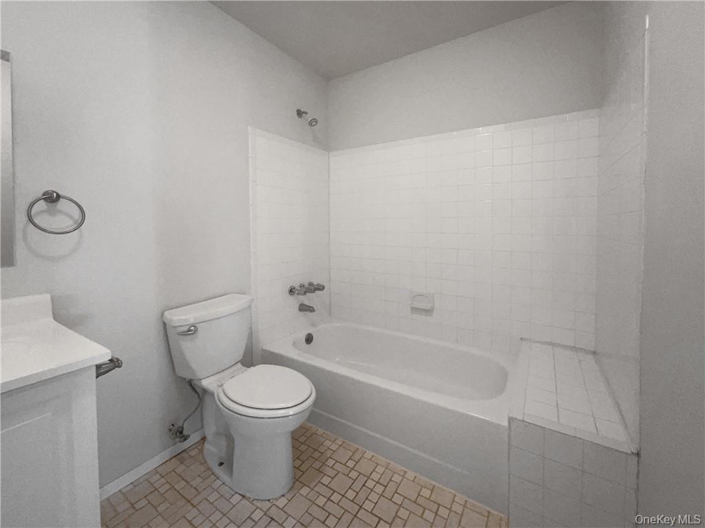 11 Frost Valley Drive Property Photo 23