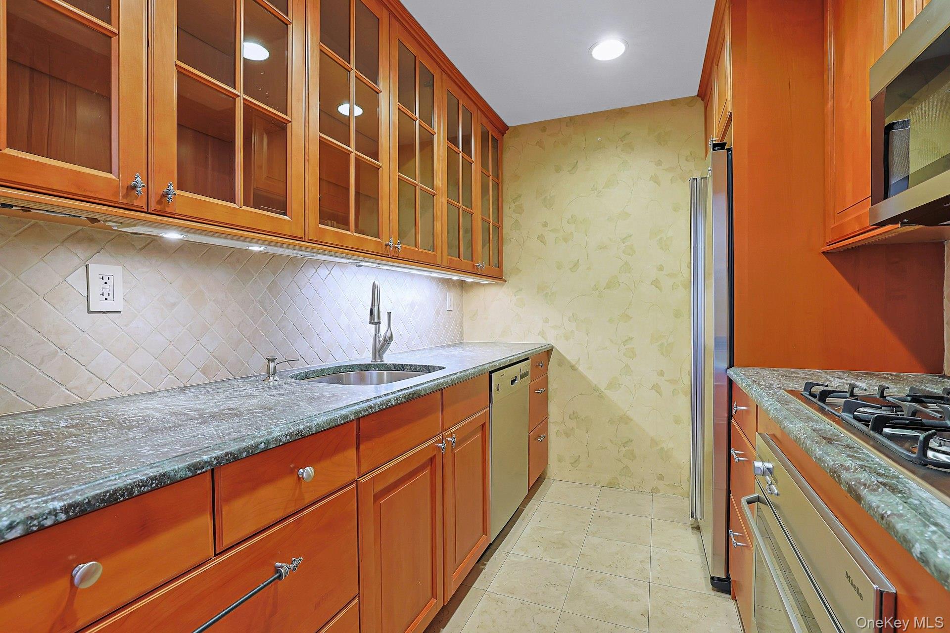 1250 North Avenue 202 Property Photo 7