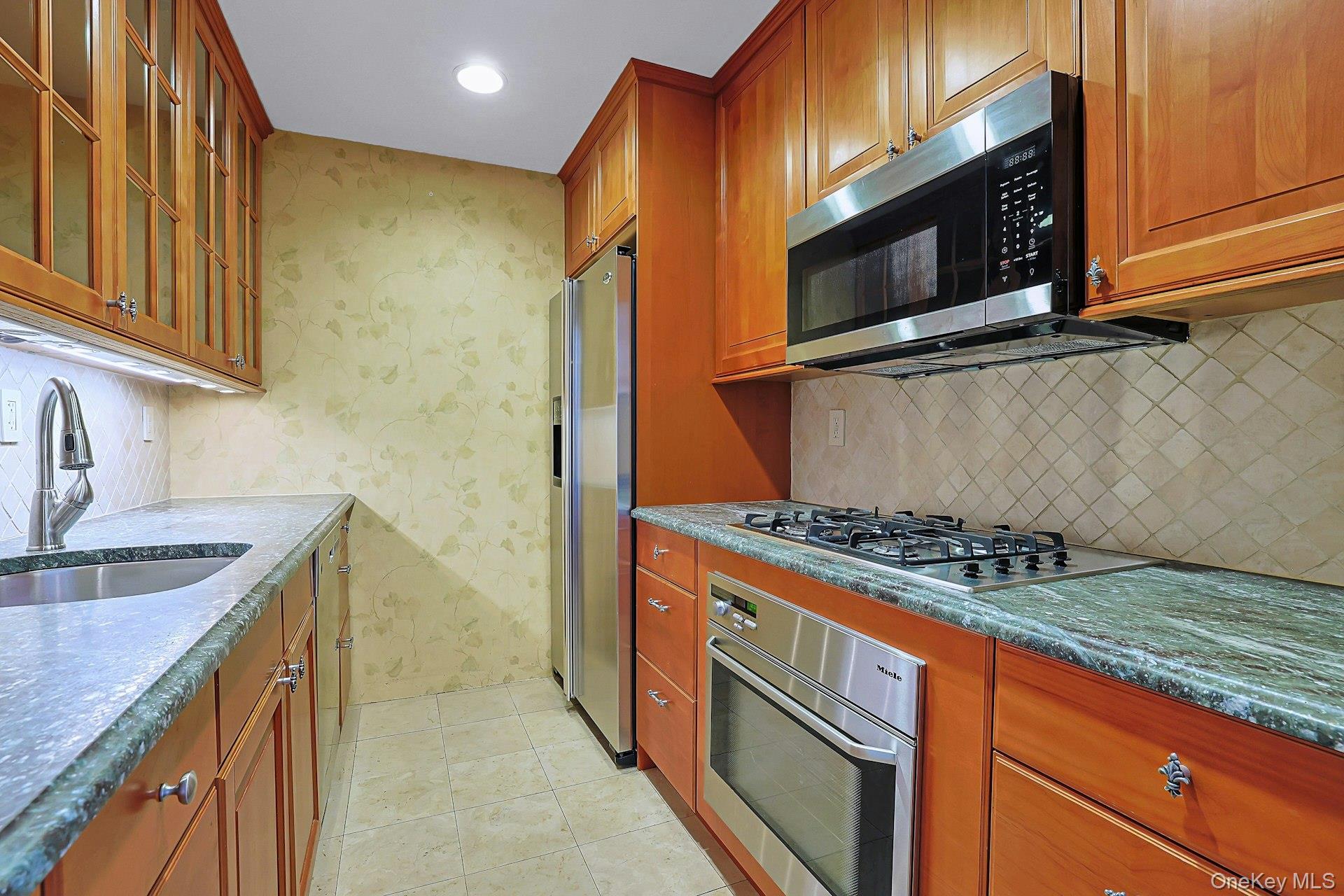 1250 North Avenue 202 Property Photo 8