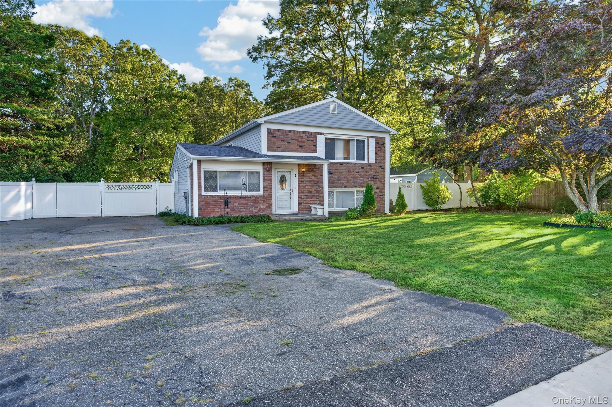 3 Jasper Avenue Property Photo 2