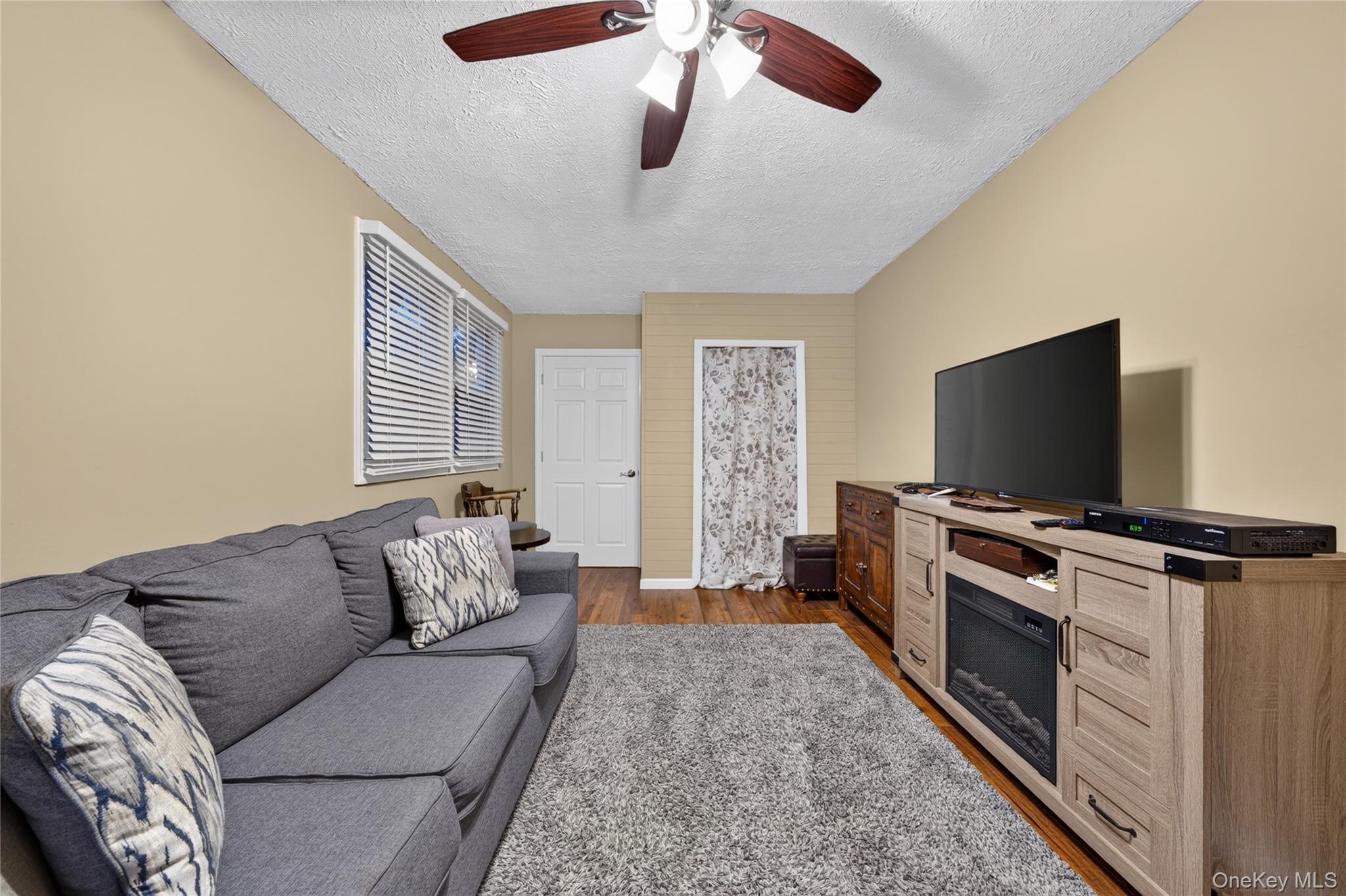 3 Jasper Avenue Property Photo 29