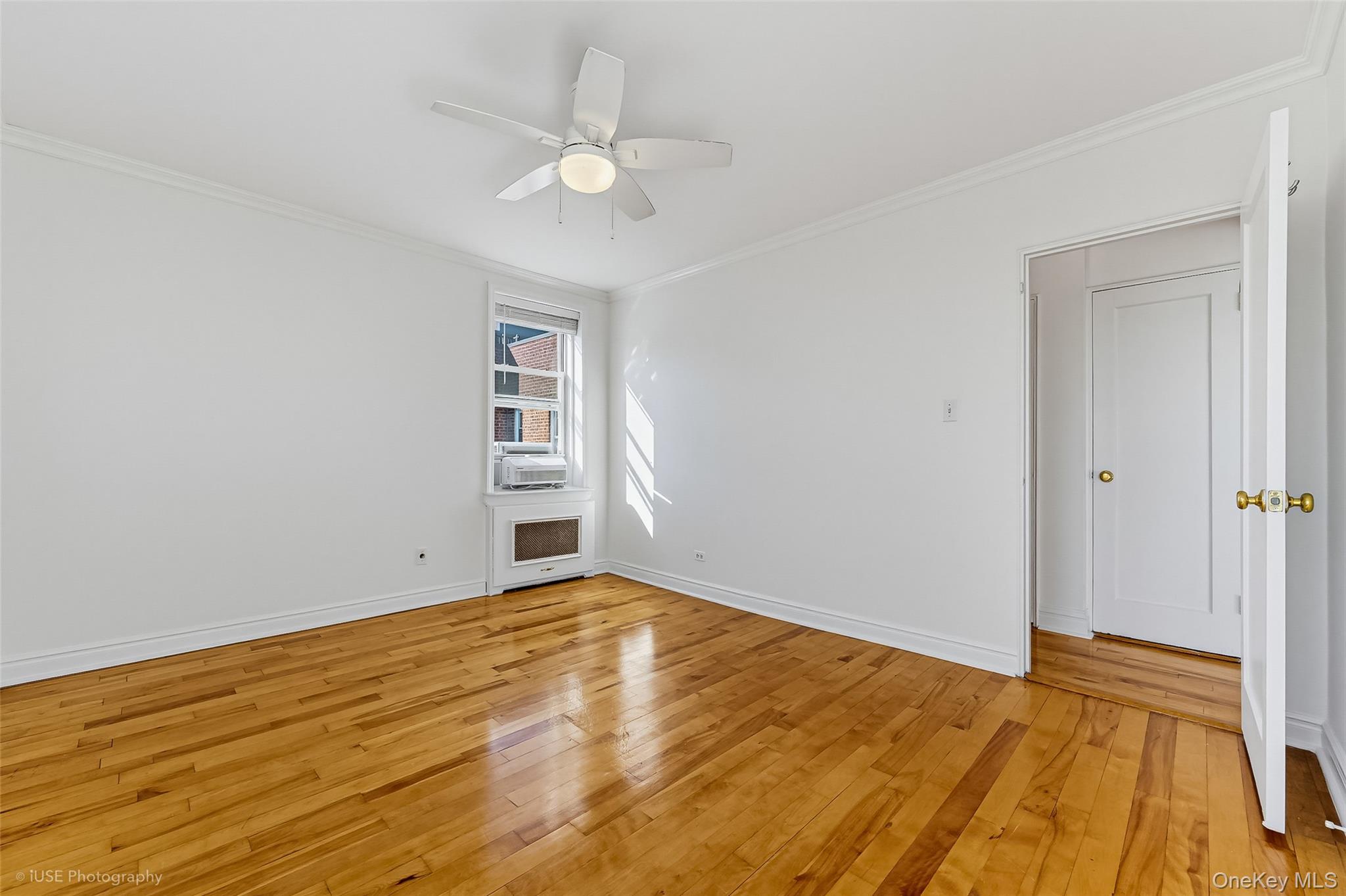 39-30 52nd Street 6f Property Photo 10