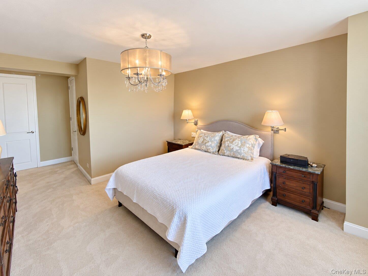 27010 Grand Central Parkway 28h Property Photo 17