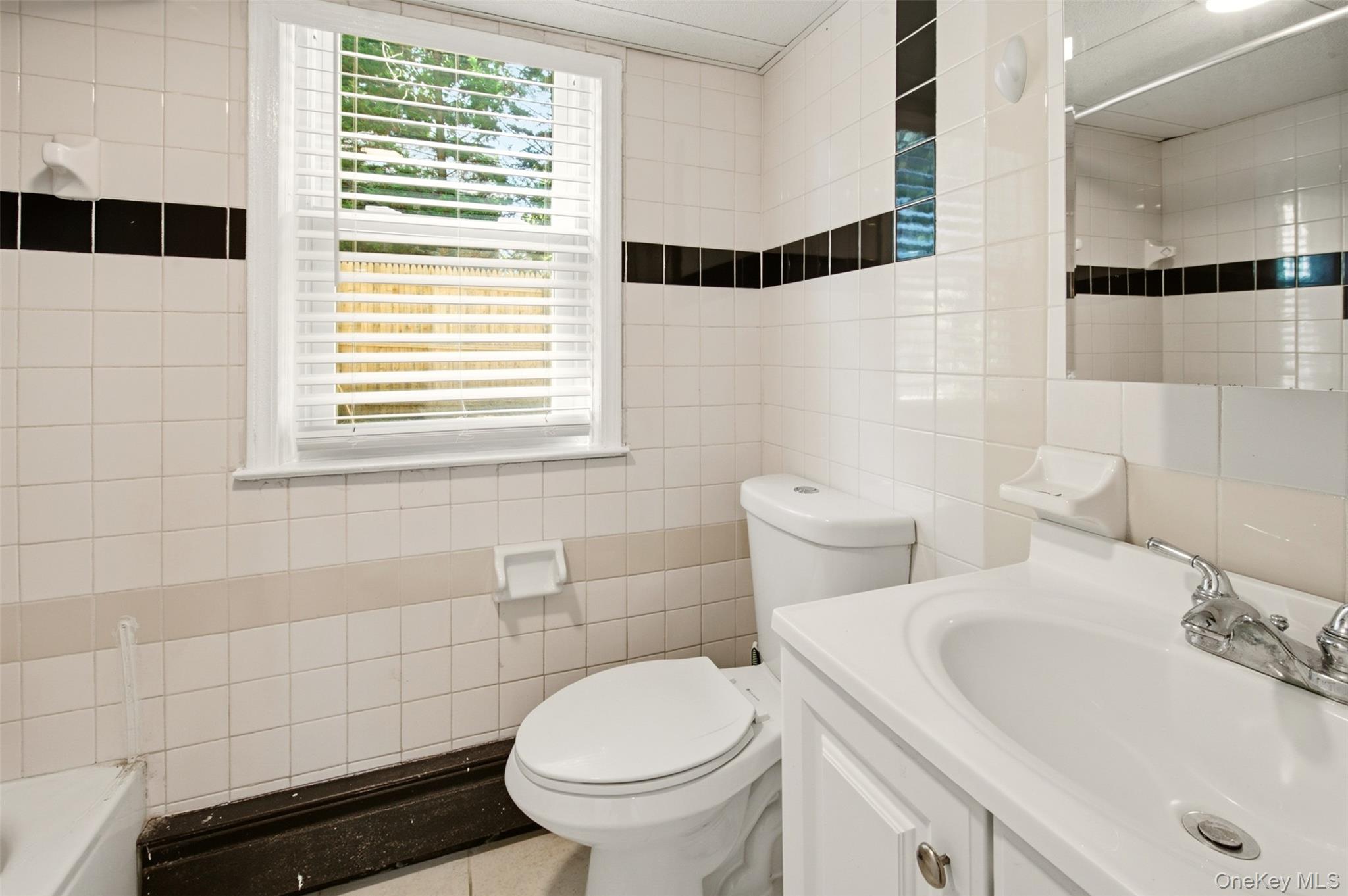 149 Fort Salonga Road Property Photo 16