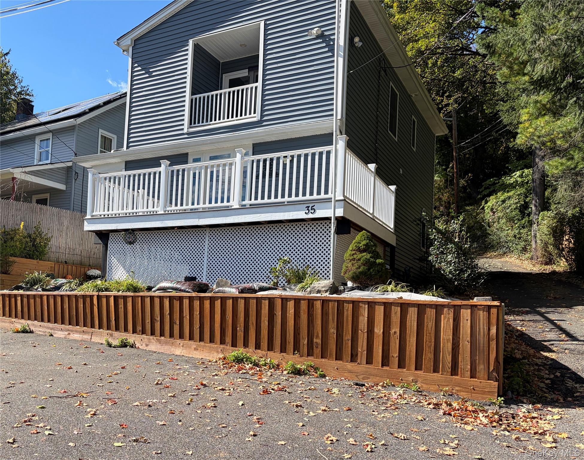 35 James Street Property Photo 2