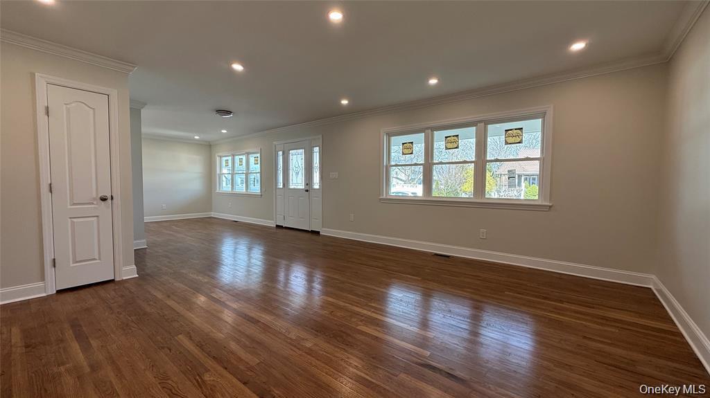 211 4th Avenue Property Photo 15