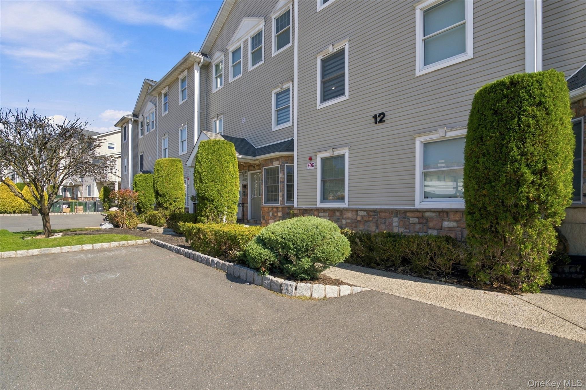 12 Widman Court 201 Property Photo 2