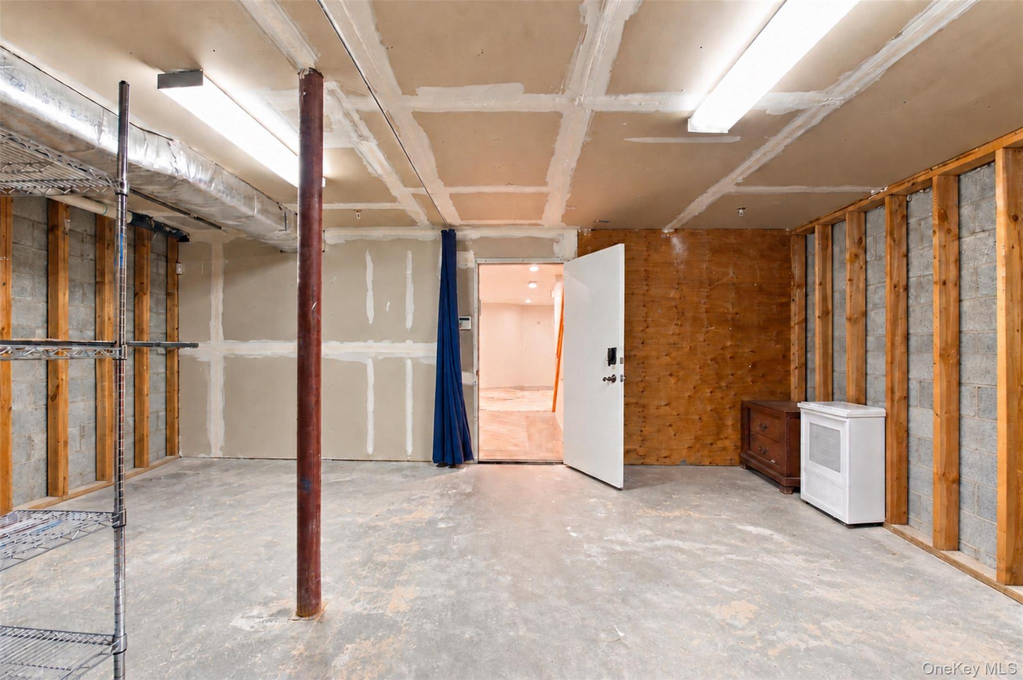 12 Widman Court 201 Property Photo 34