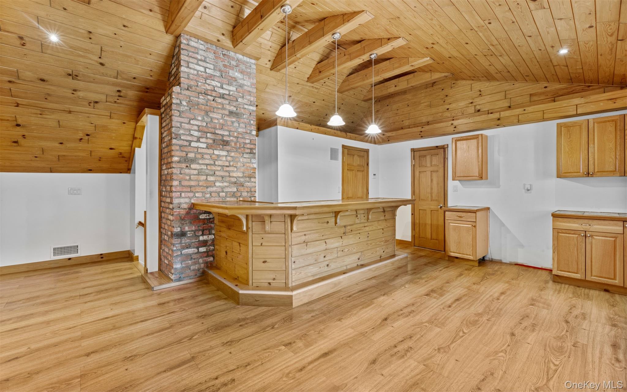 189 Atlantic Avenue Property Photo 25
