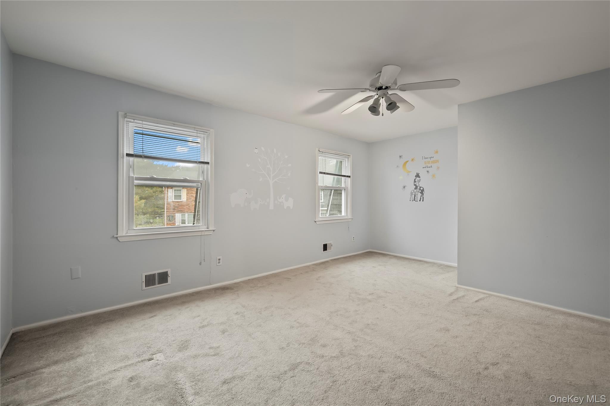 44 Gladys Drive Property Photo 28