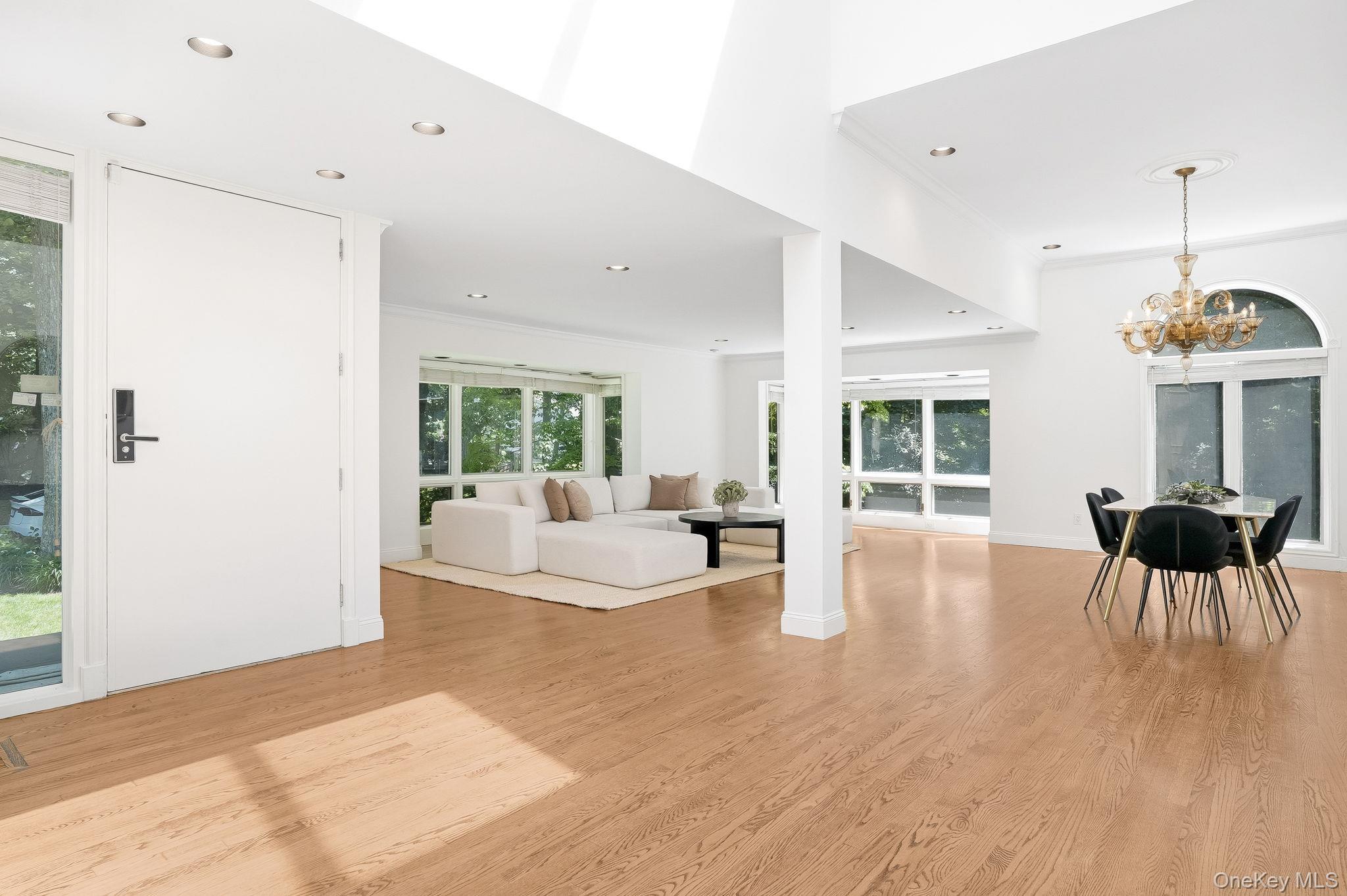 12 Hearthstone Circle Property Photo 3