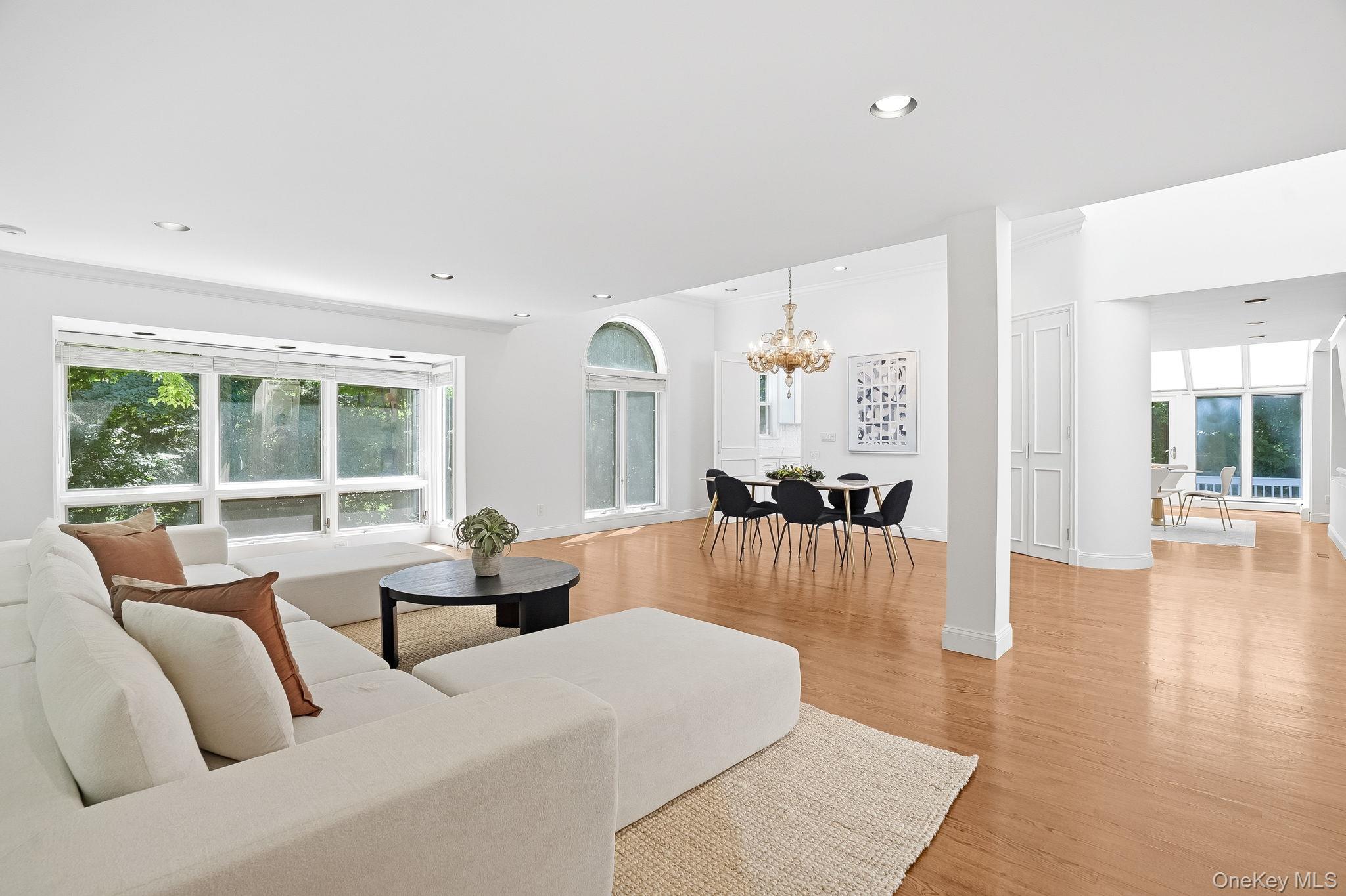 12 Hearthstone Circle Property Photo 4