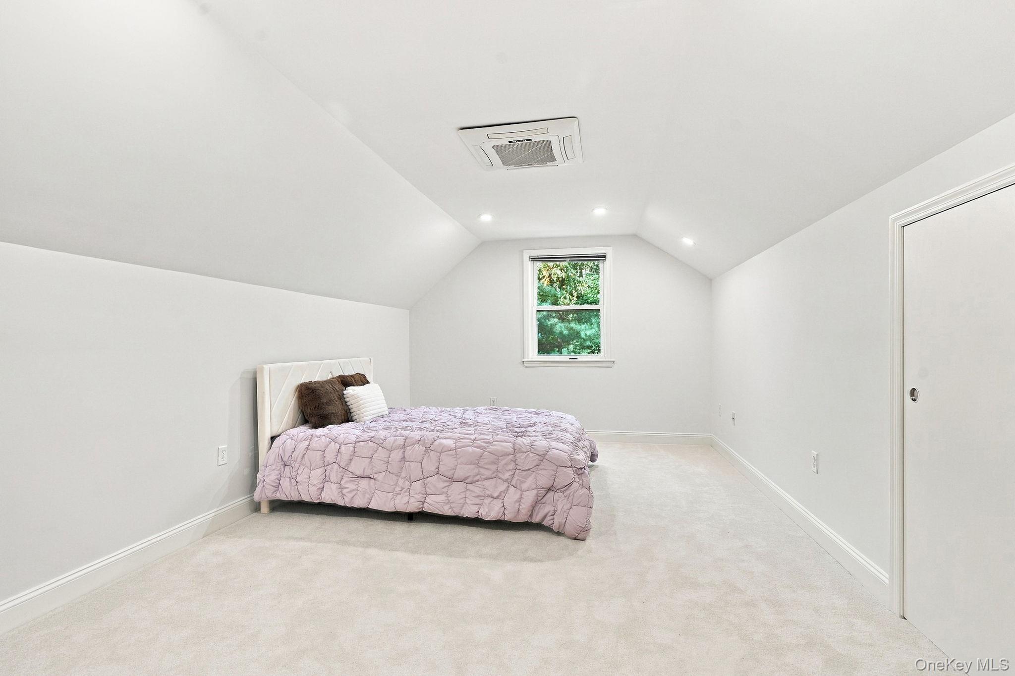 12 Hearthstone Circle Property Photo 23