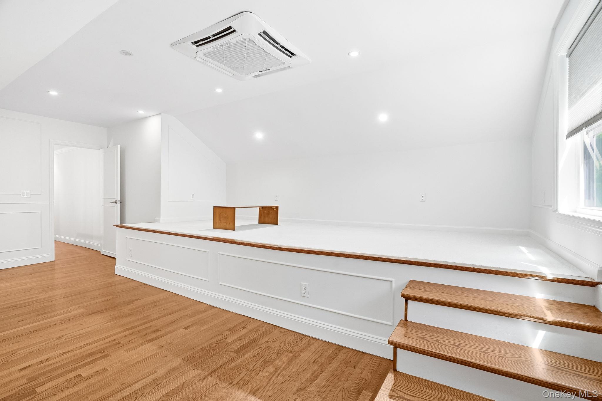 12 Hearthstone Circle Property Photo 25