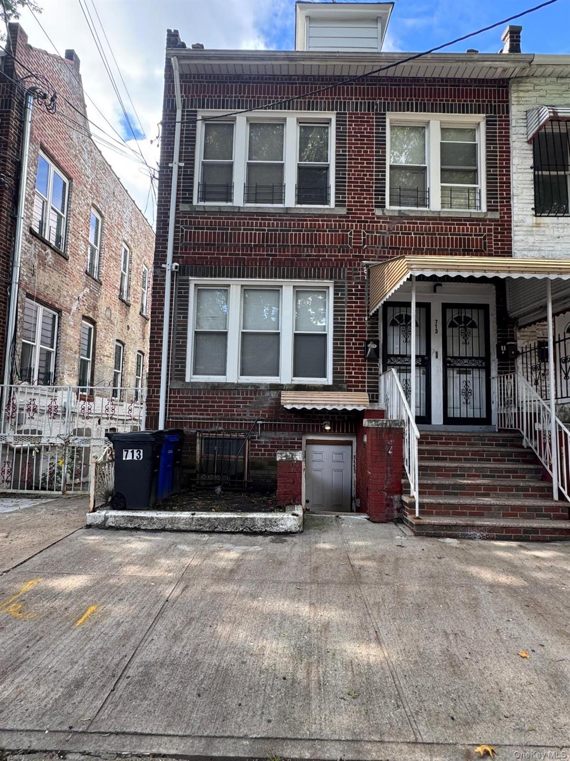 713 Commonwealth Avenue 2 Property Photo 1