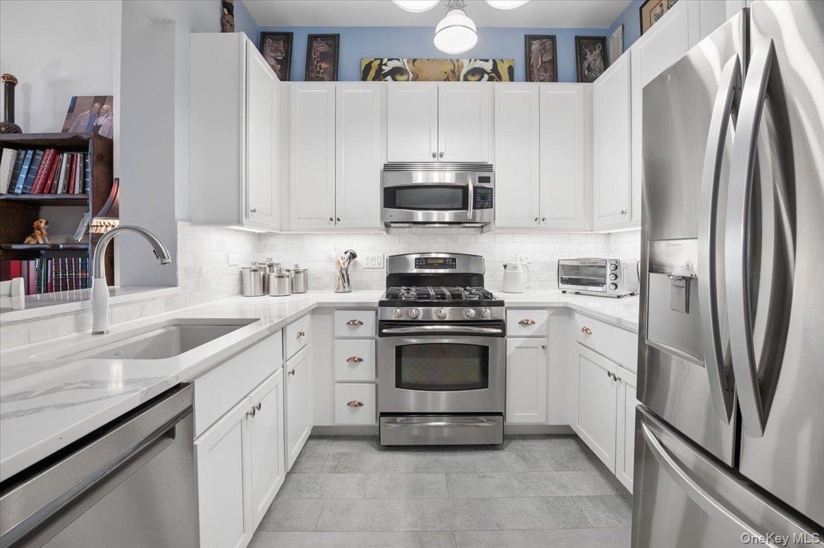 1 Scarsdale Road 507 Property Photo 6