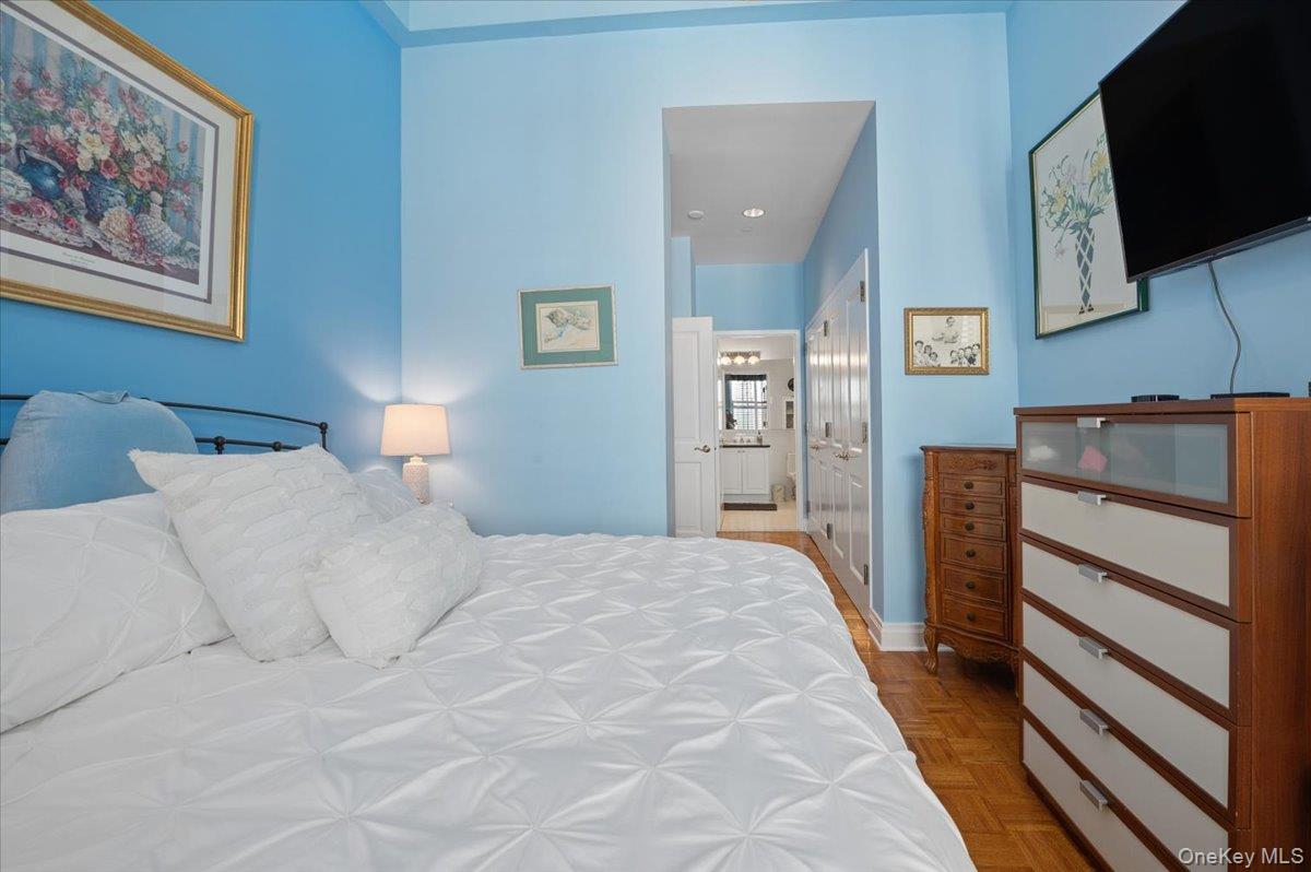 1 Scarsdale Road 507 Property Photo 18