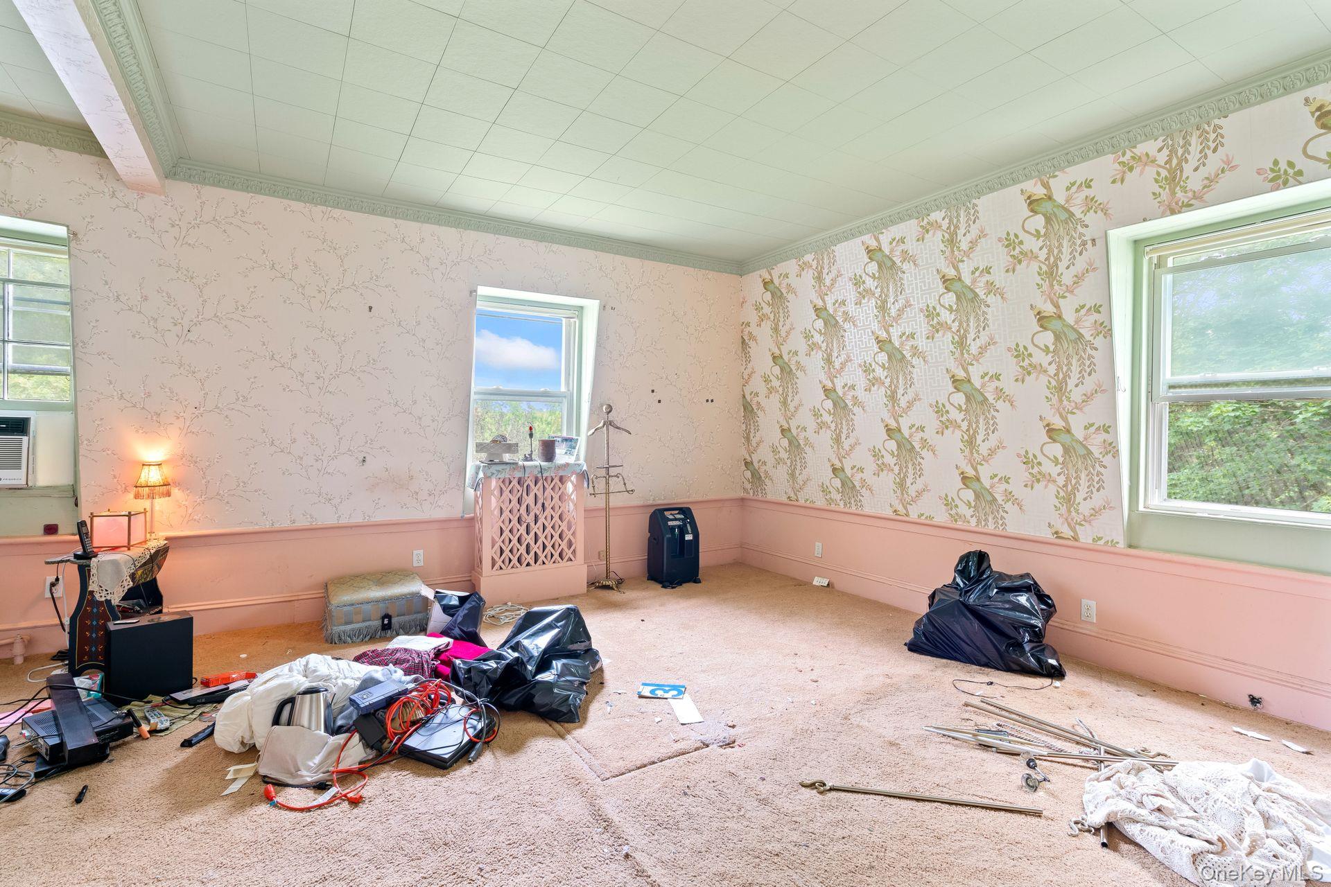383 W Neck Road Property Photo 19