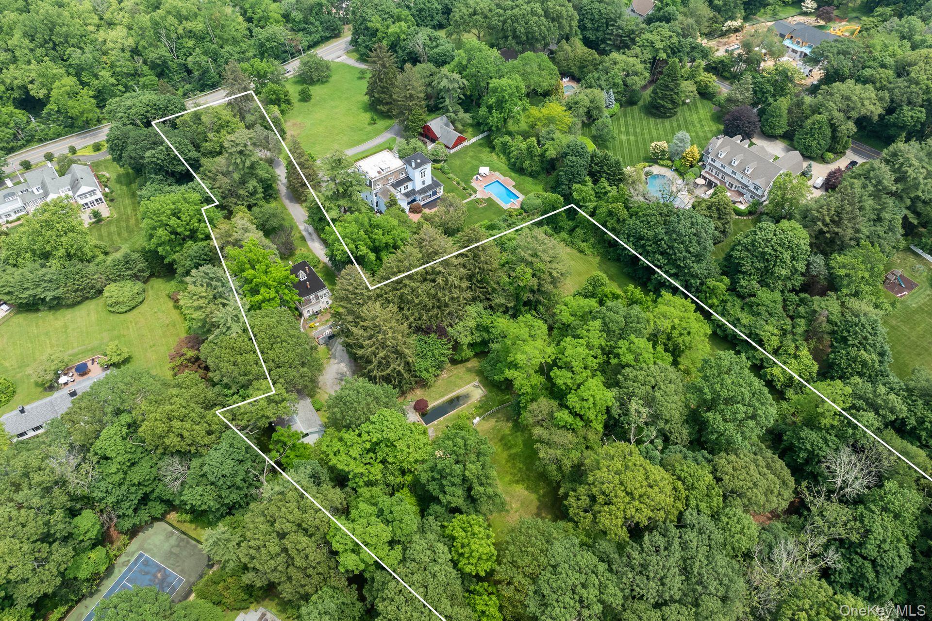 383 W Neck Road Property Photo 45