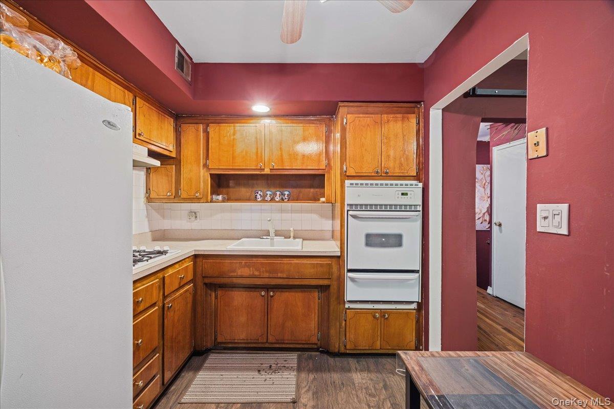 703 Autumn Avenue Property Photo 16