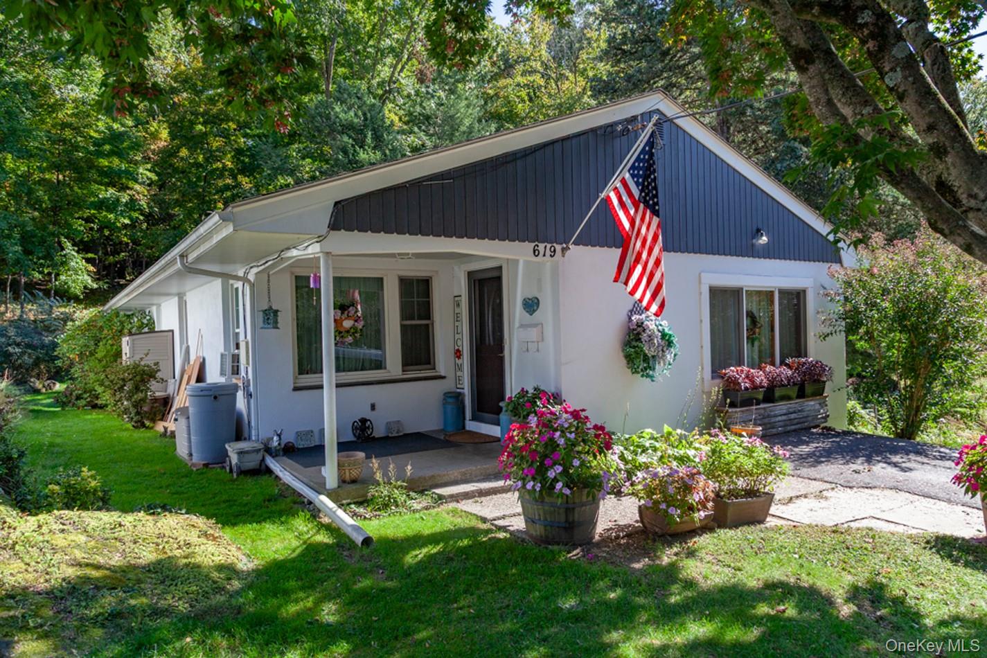 619 Union Avenue Property Photo 1