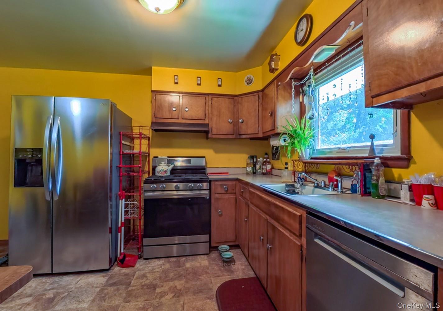 619 Union Avenue Property Photo 12