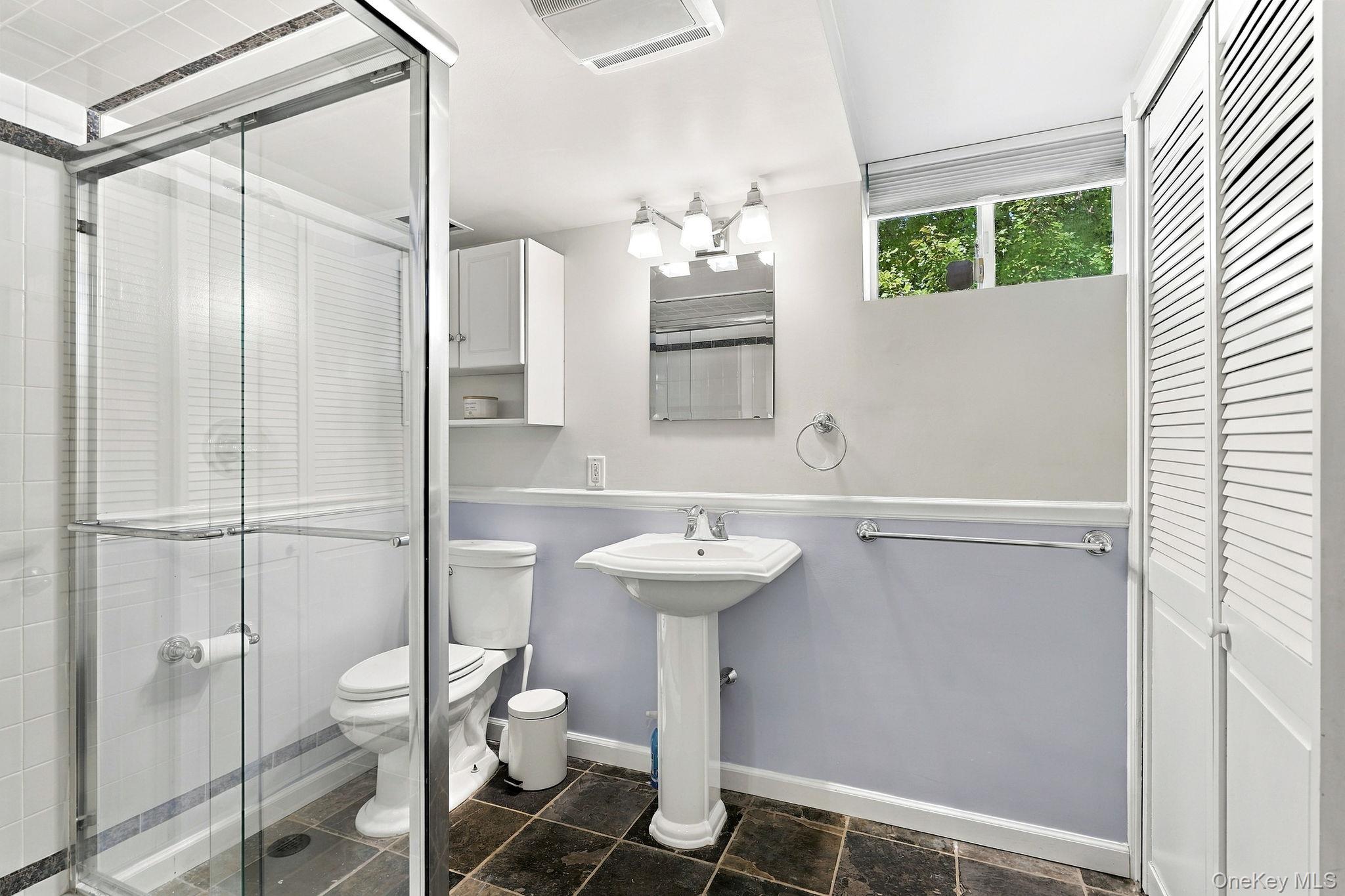 710 Forest Avenue Property Photo 18