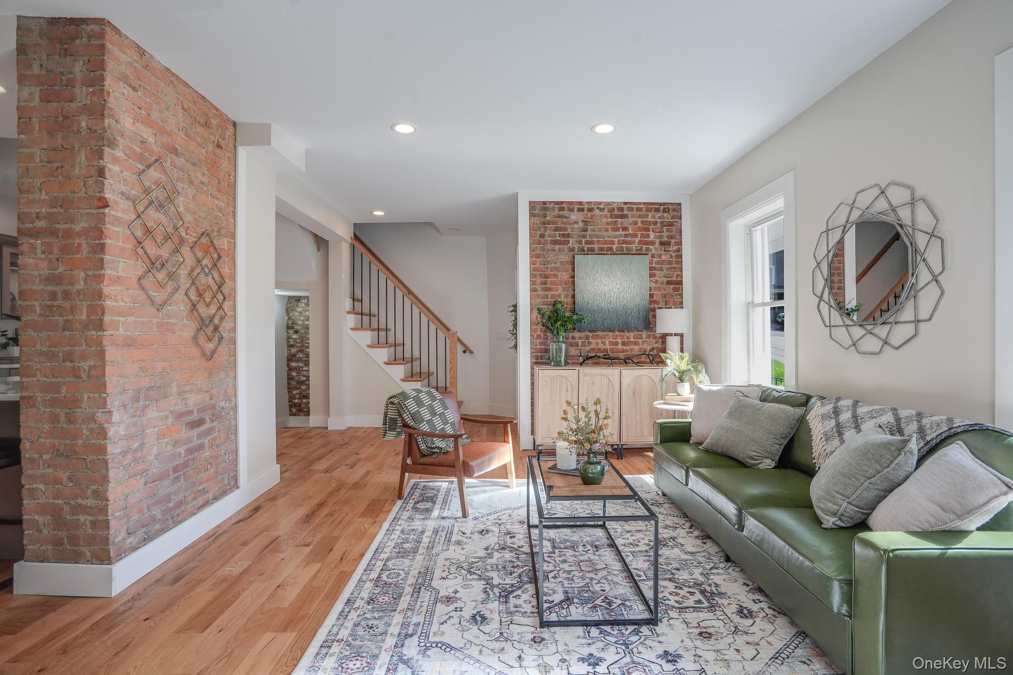 10 Robinson Street Property Photo 5