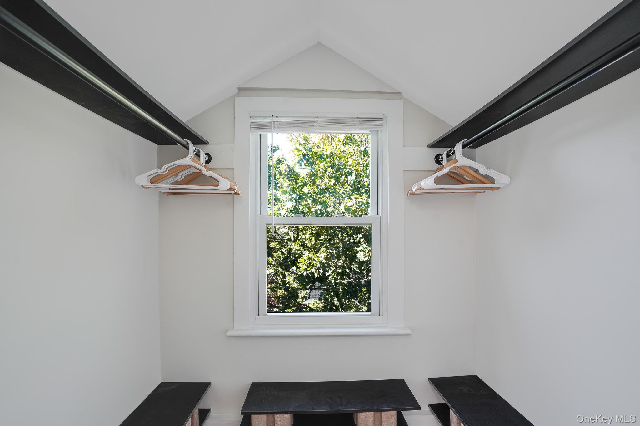 10 Robinson Street Property Photo 24