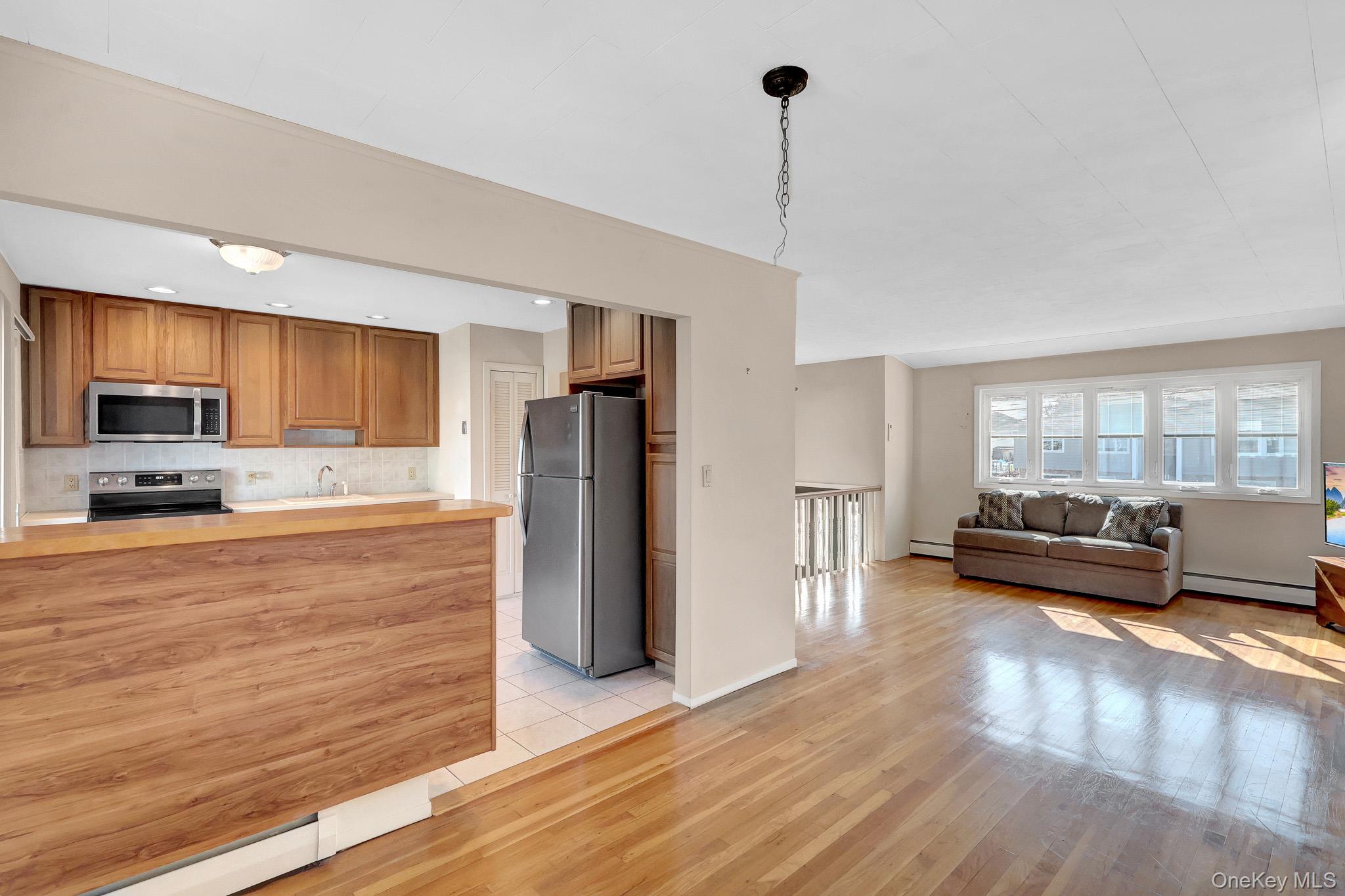 45 Florence Avenue Property Photo 2