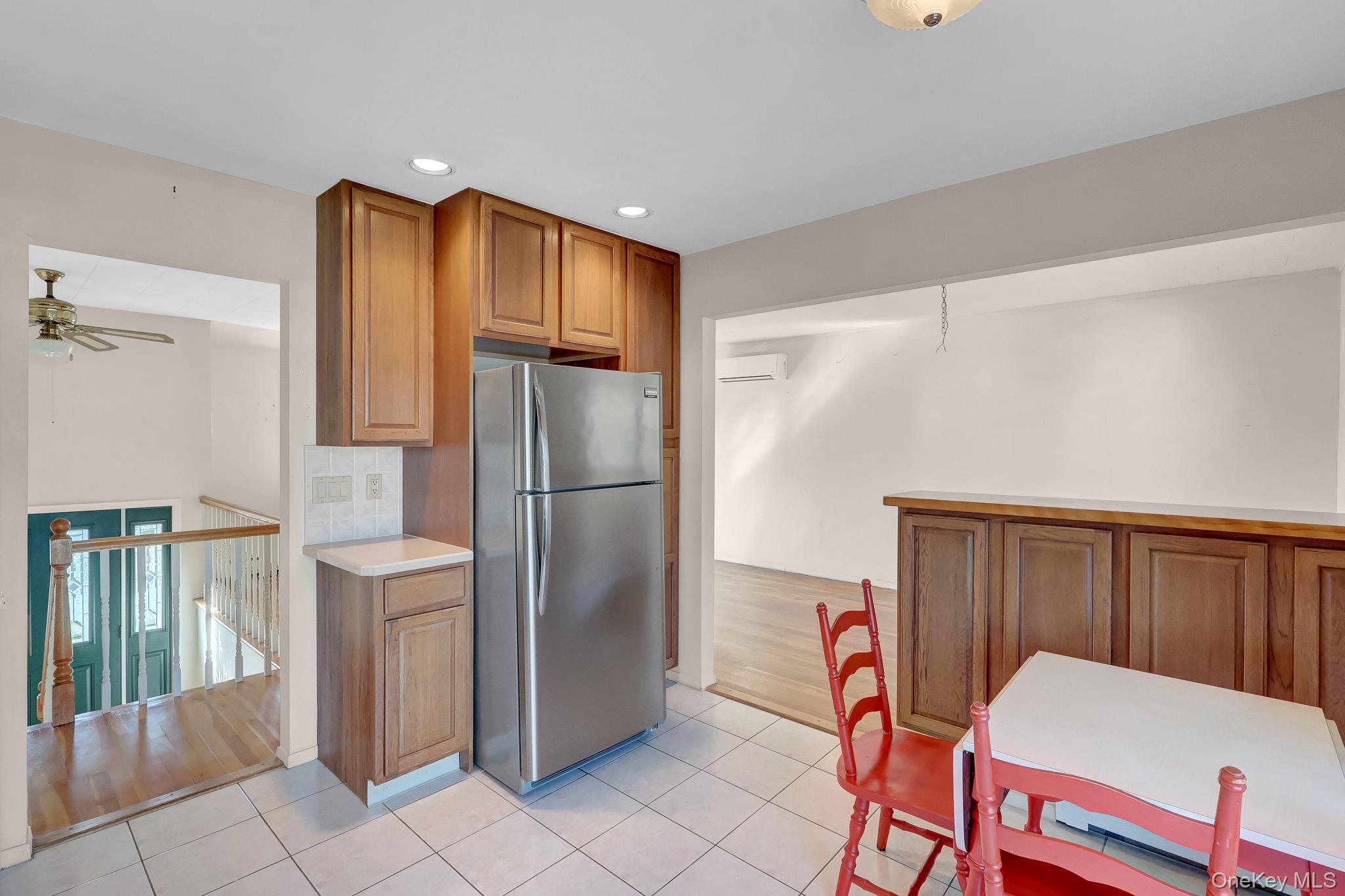 45 Florence Avenue Property Photo 4