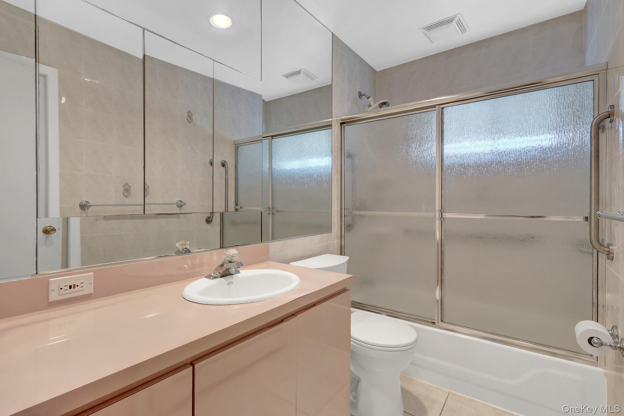 45 Florence Avenue Property Photo 14