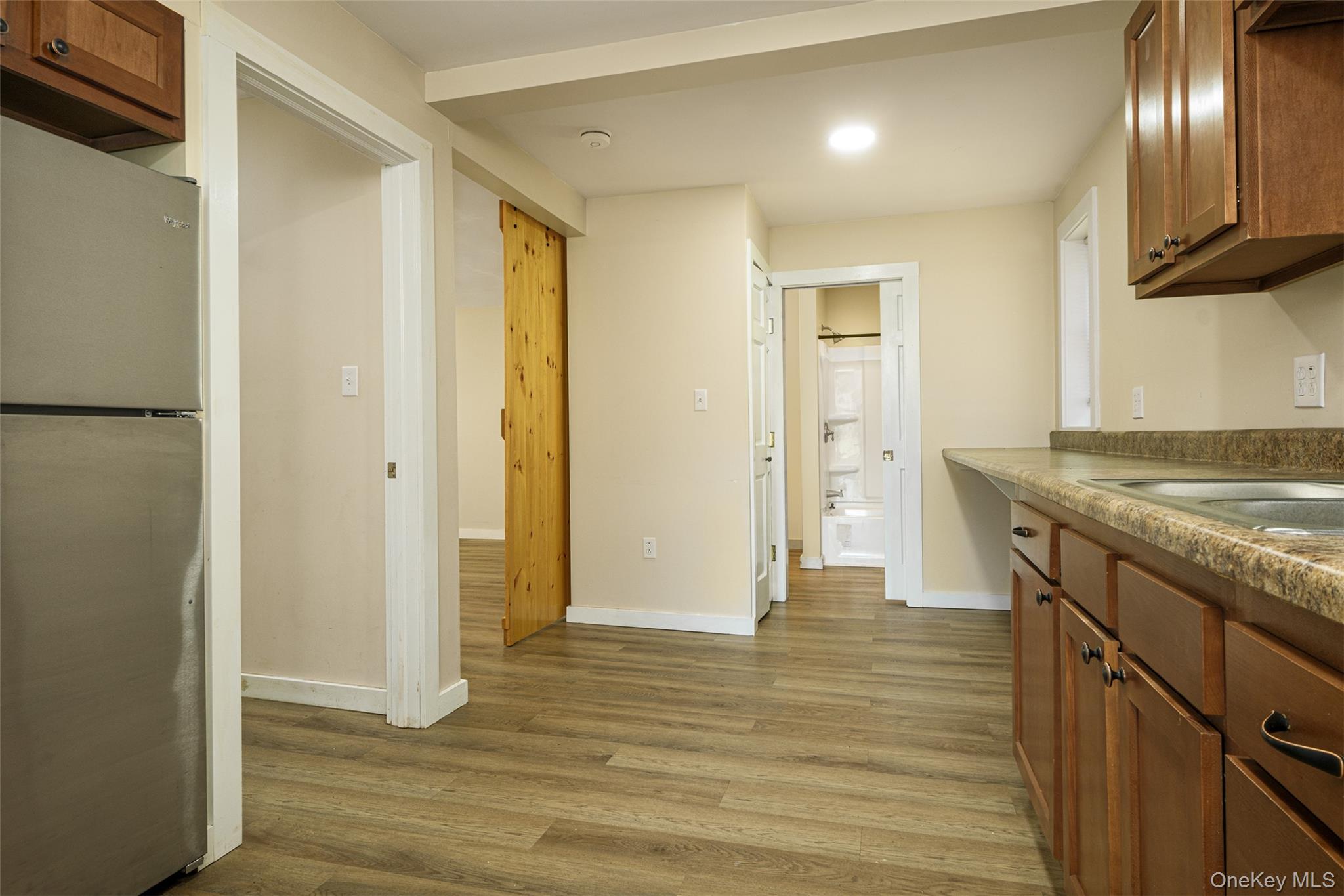 71 Teichman Road Property Photo 10