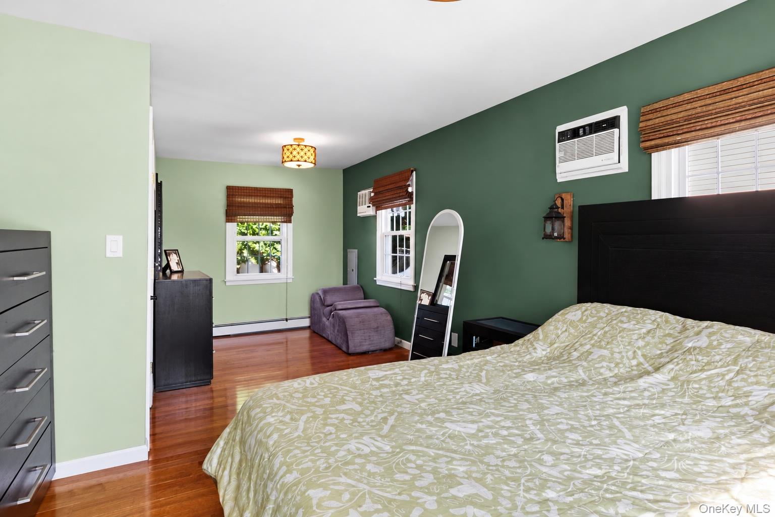 200 Forest Avenue Property Photo 15