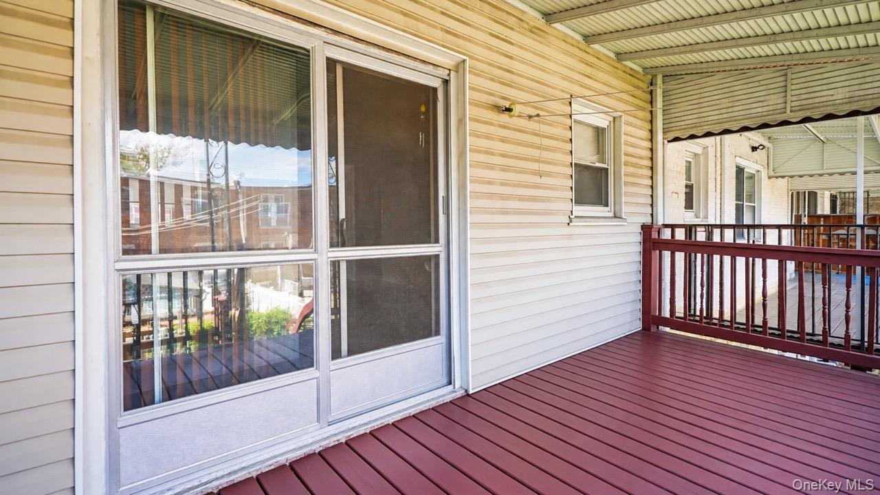 2726 Hone Avenue Property Photo 24