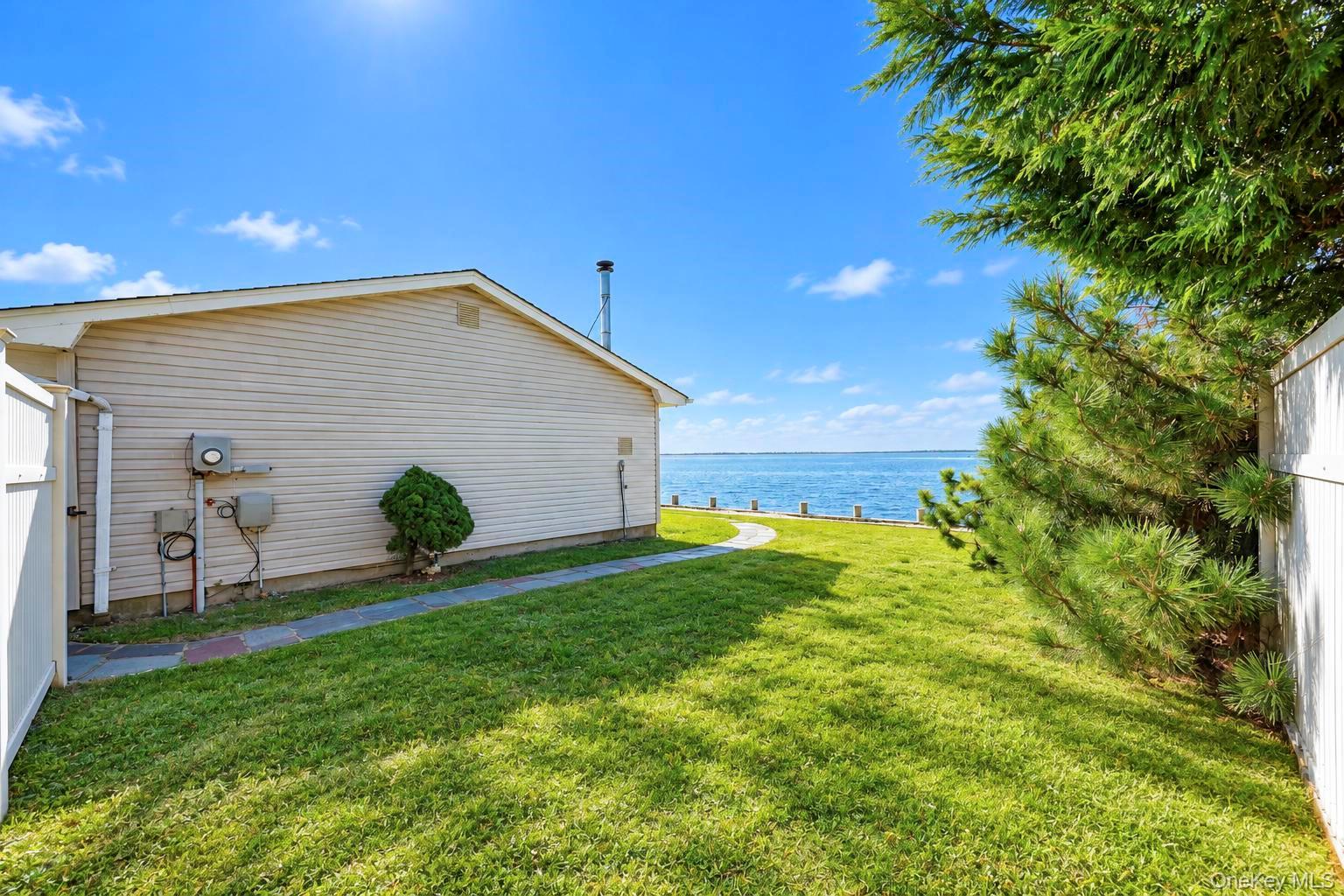 41 Shore Drive Property Photo 6