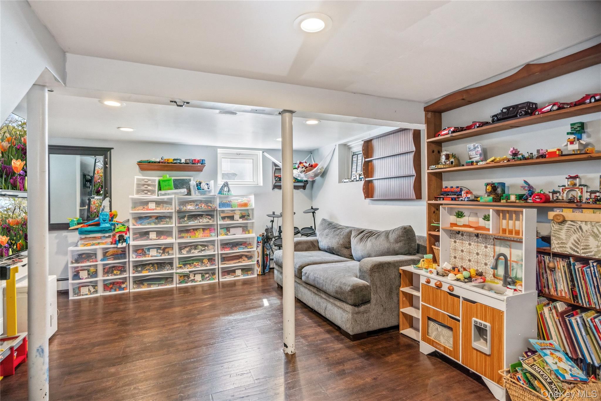 422 Myrtle Avenue Property Photo 12