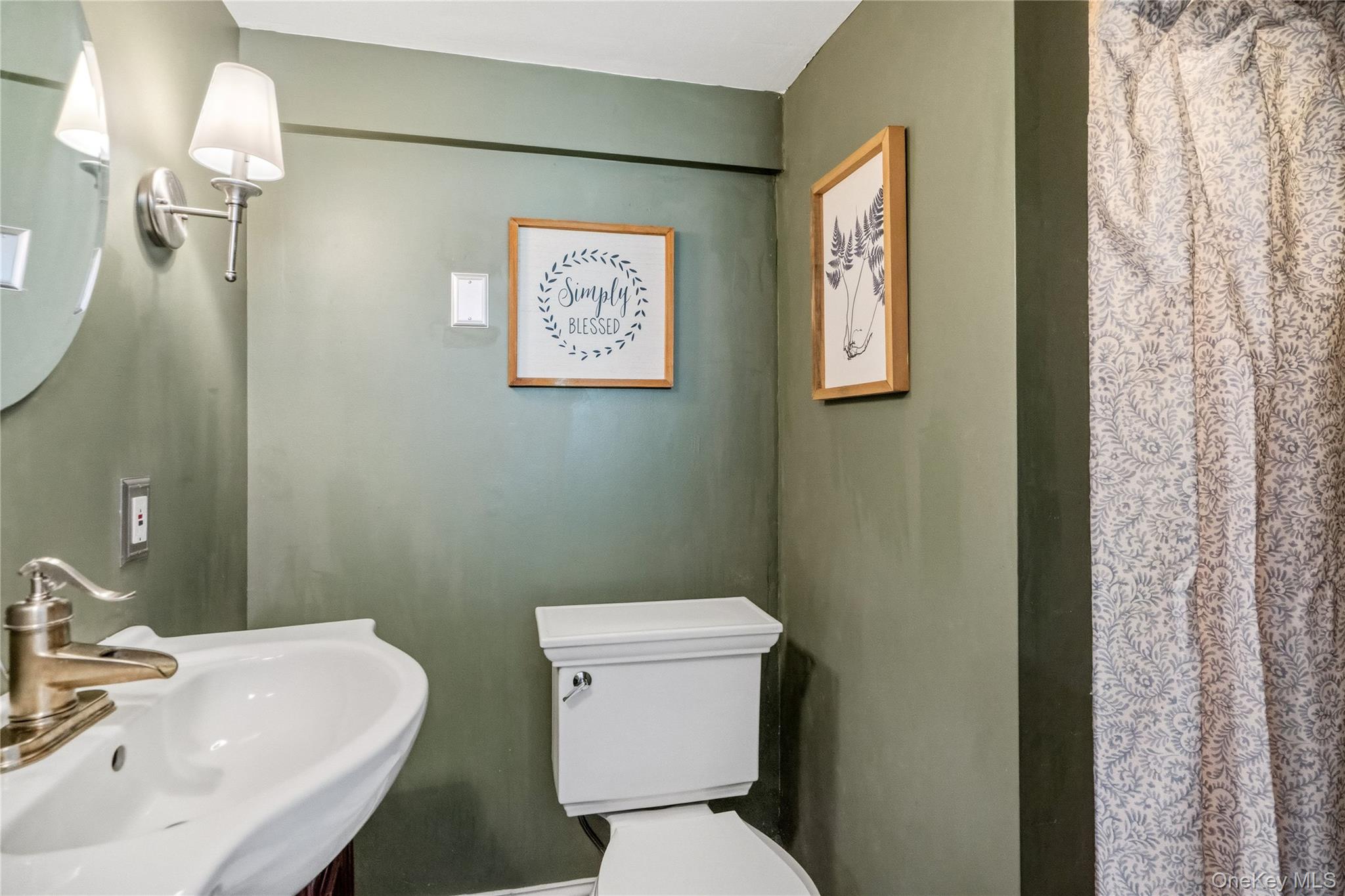 422 Myrtle Avenue Property Photo 14