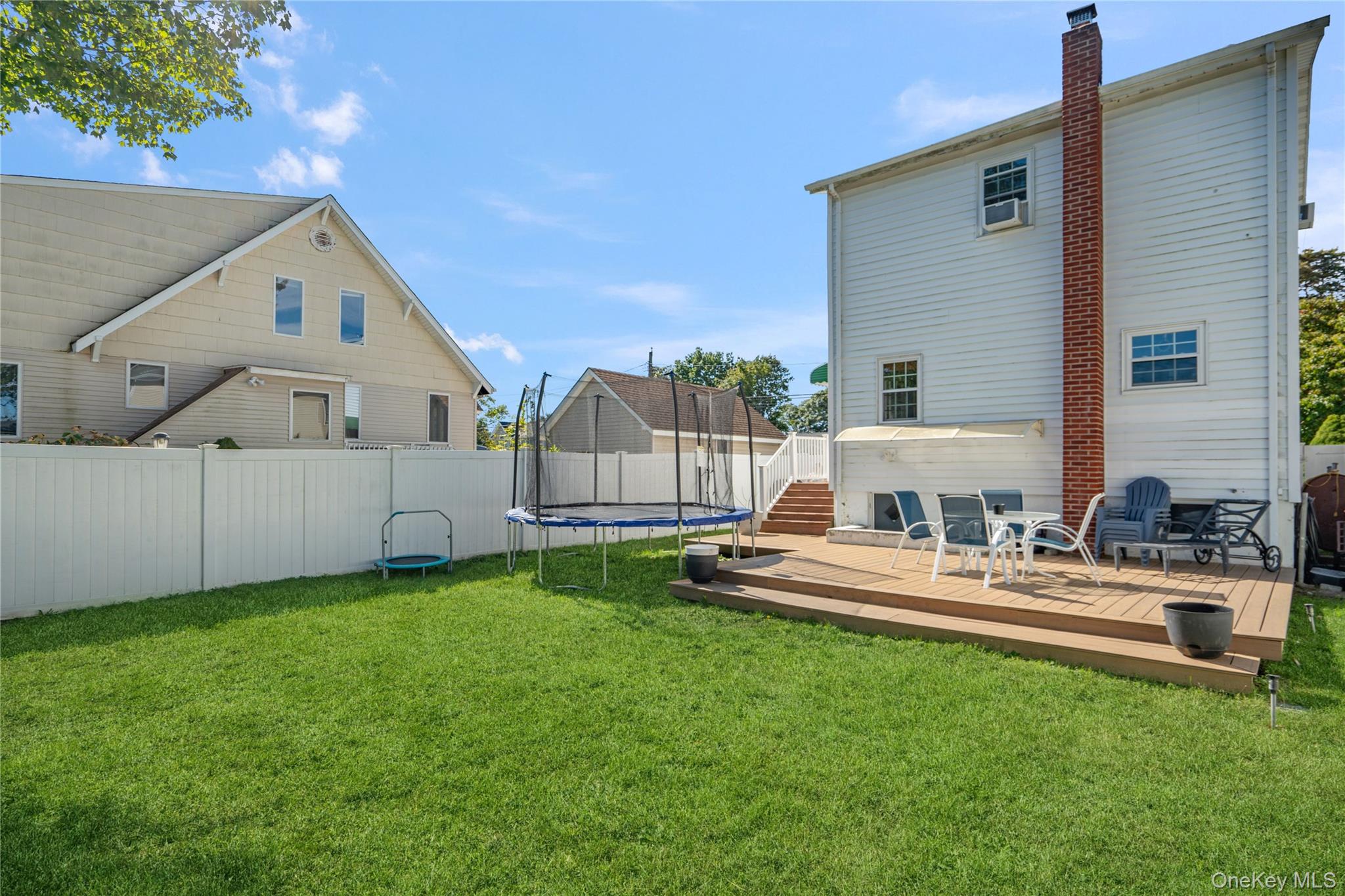 422 Myrtle Avenue Property Photo 17