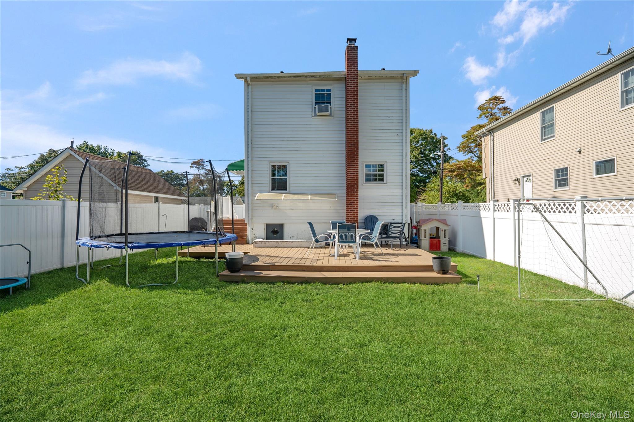422 Myrtle Avenue Property Photo 18