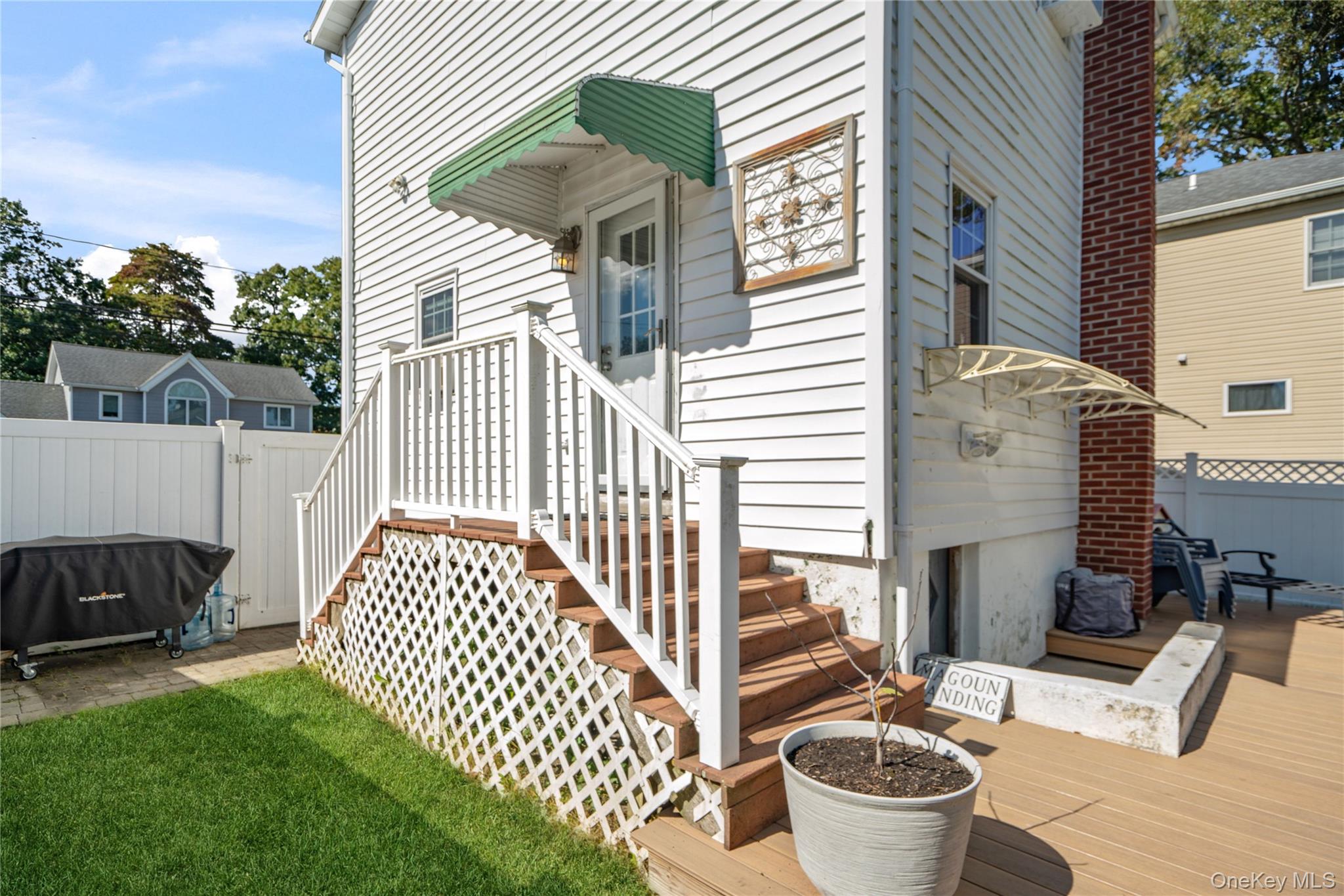 422 Myrtle Avenue Property Photo 20