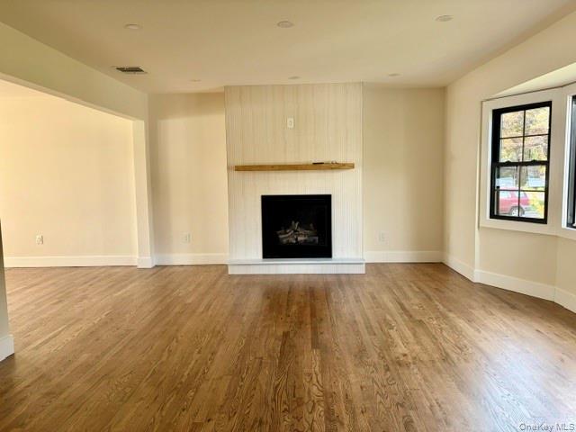 93 Eaton Lane Property Photo 5
