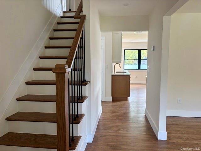 93 Eaton Lane Property Photo 9