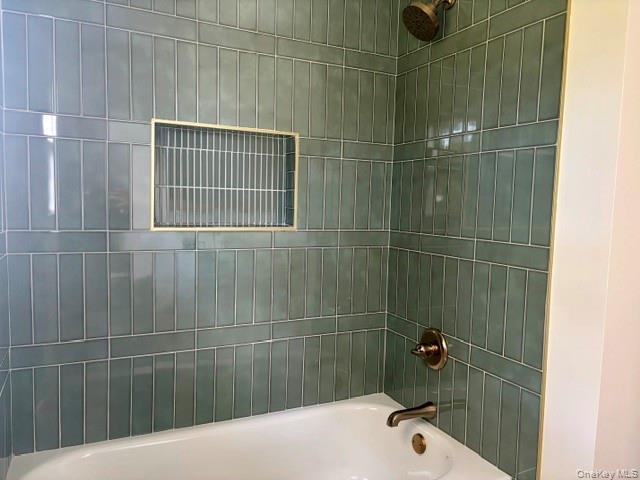 93 Eaton Lane Property Photo 16