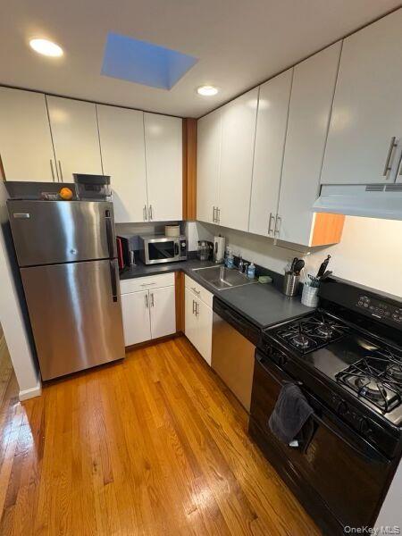 17 Bay 22nd Street 4 Property Photo 2