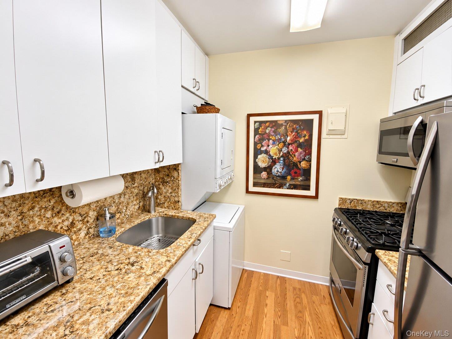 26910 Grand Central 26p Property Photo 11